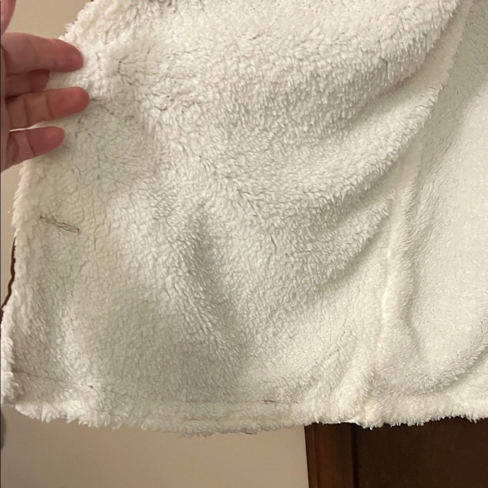 Fadcloset Women's Tan Teddy Jacket with Cream Accents - Picture 8 of 9